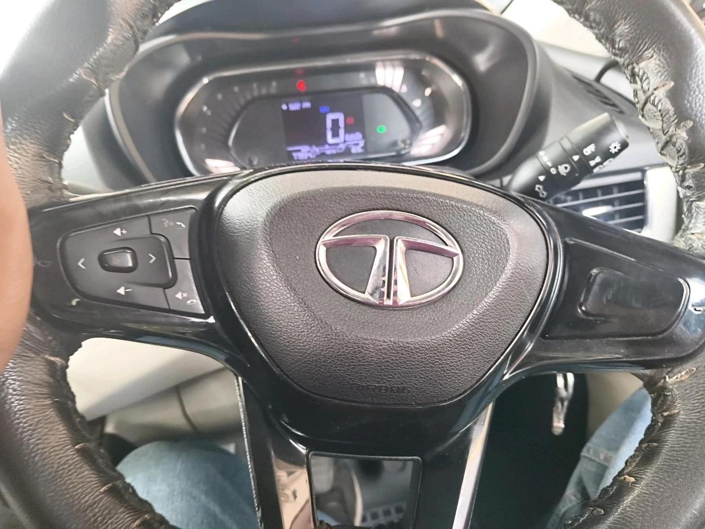 2020 Tata NEXON XZ PETROL, Petrol, Manual, 77,934 km, interior