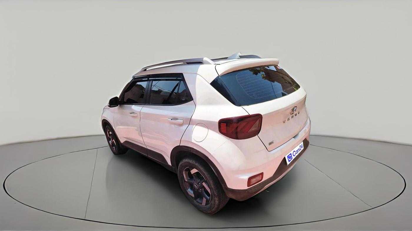 2020 Hyundai VENUE SX 1.5 CRDI, Diesel, Manual, 94,520 km, exterior