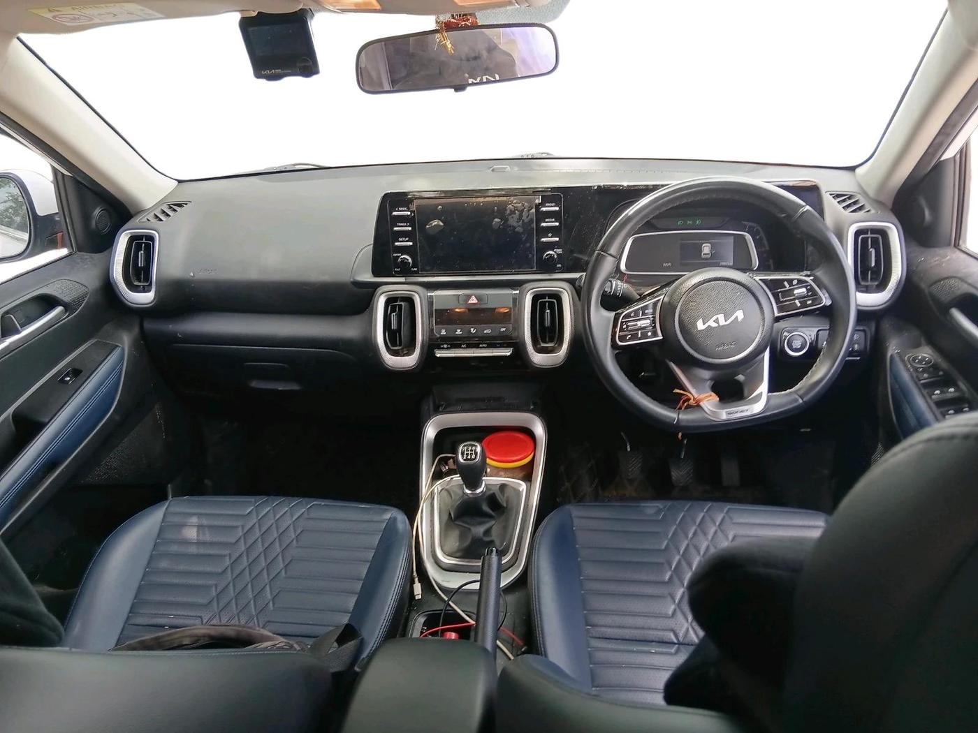 2025 KIA SONET HTK Plus (O) 1.2 Petrol MT, Petrol, Manual, 28,803 km, interior