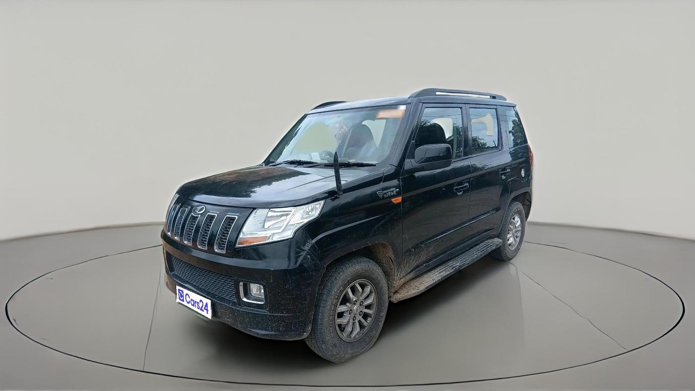 2017 Mahindra TUV300 T8 AMT, Diesel, Automatic, 72,754 km, exterior