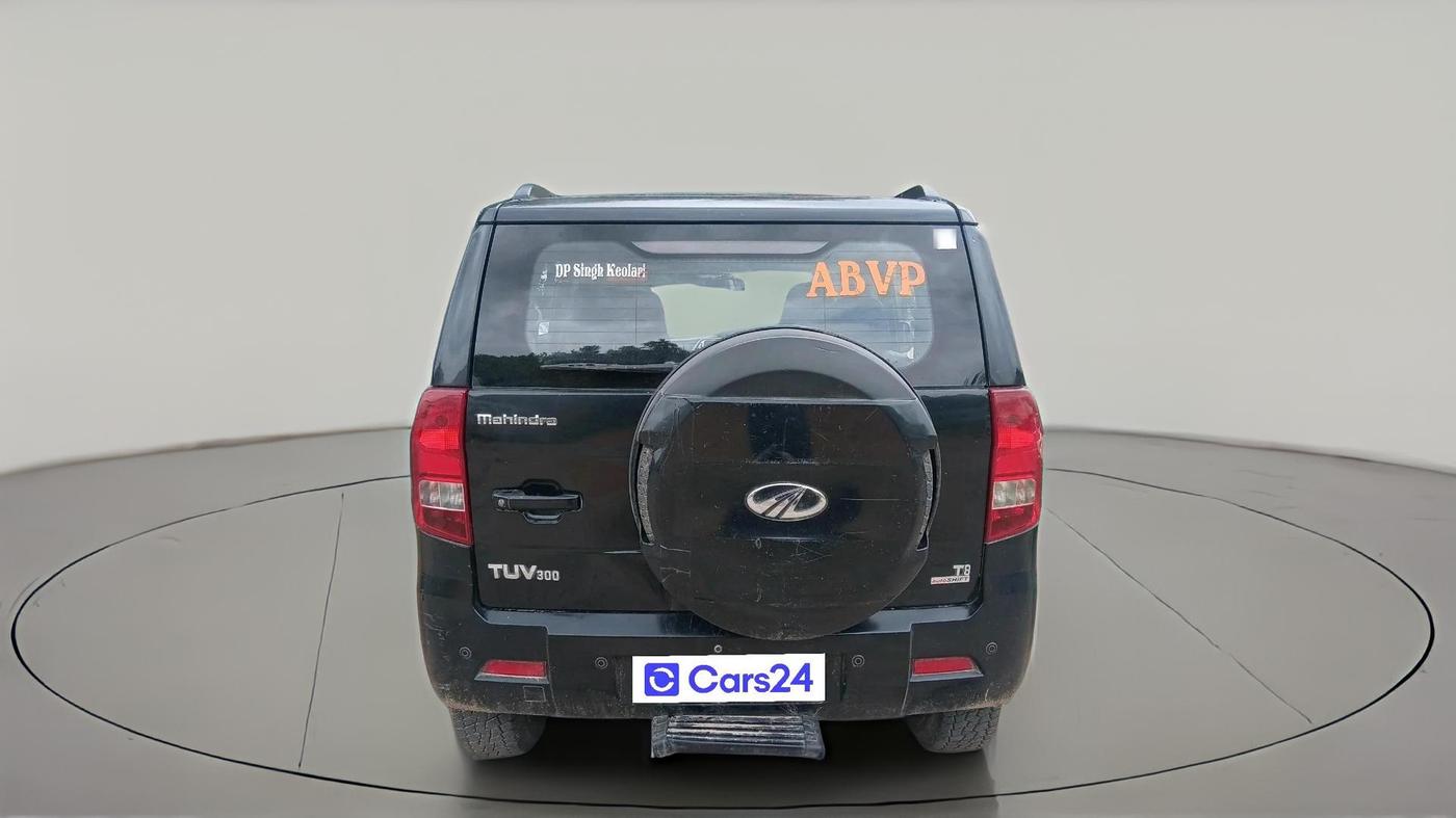 2017 Mahindra TUV300 T8 AMT, Diesel, Automatic, 72,754 km, exterior