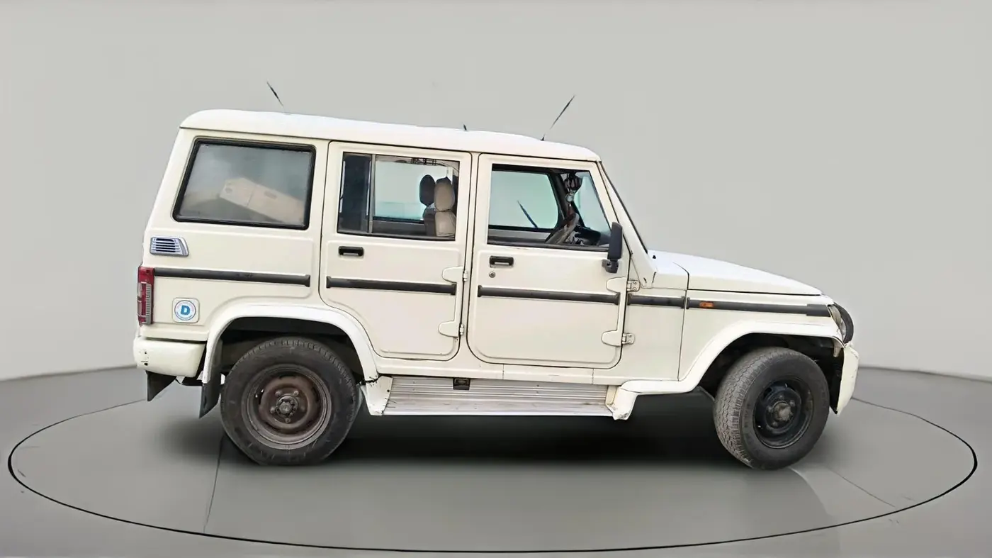 2014 Mahindra Bolero SLE BS-III, Diesel, Manual, 2,30,393 km, exterior