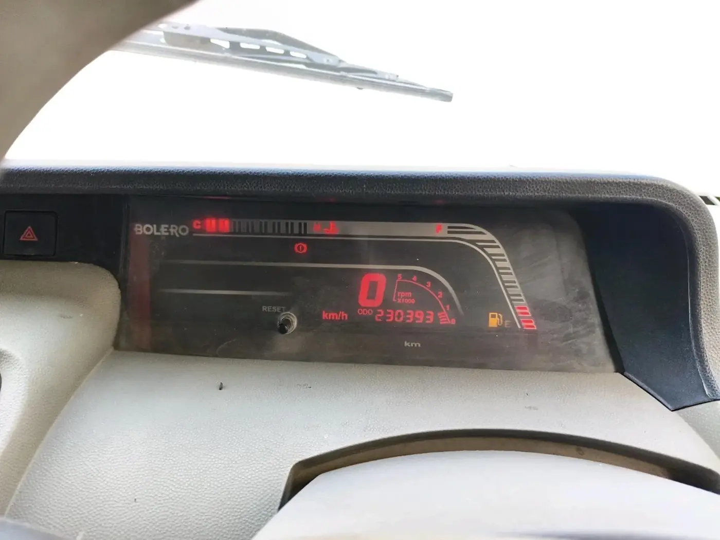 2014 Mahindra Bolero SLE BS-III, Diesel, Manual, 2,30,393 km, interior