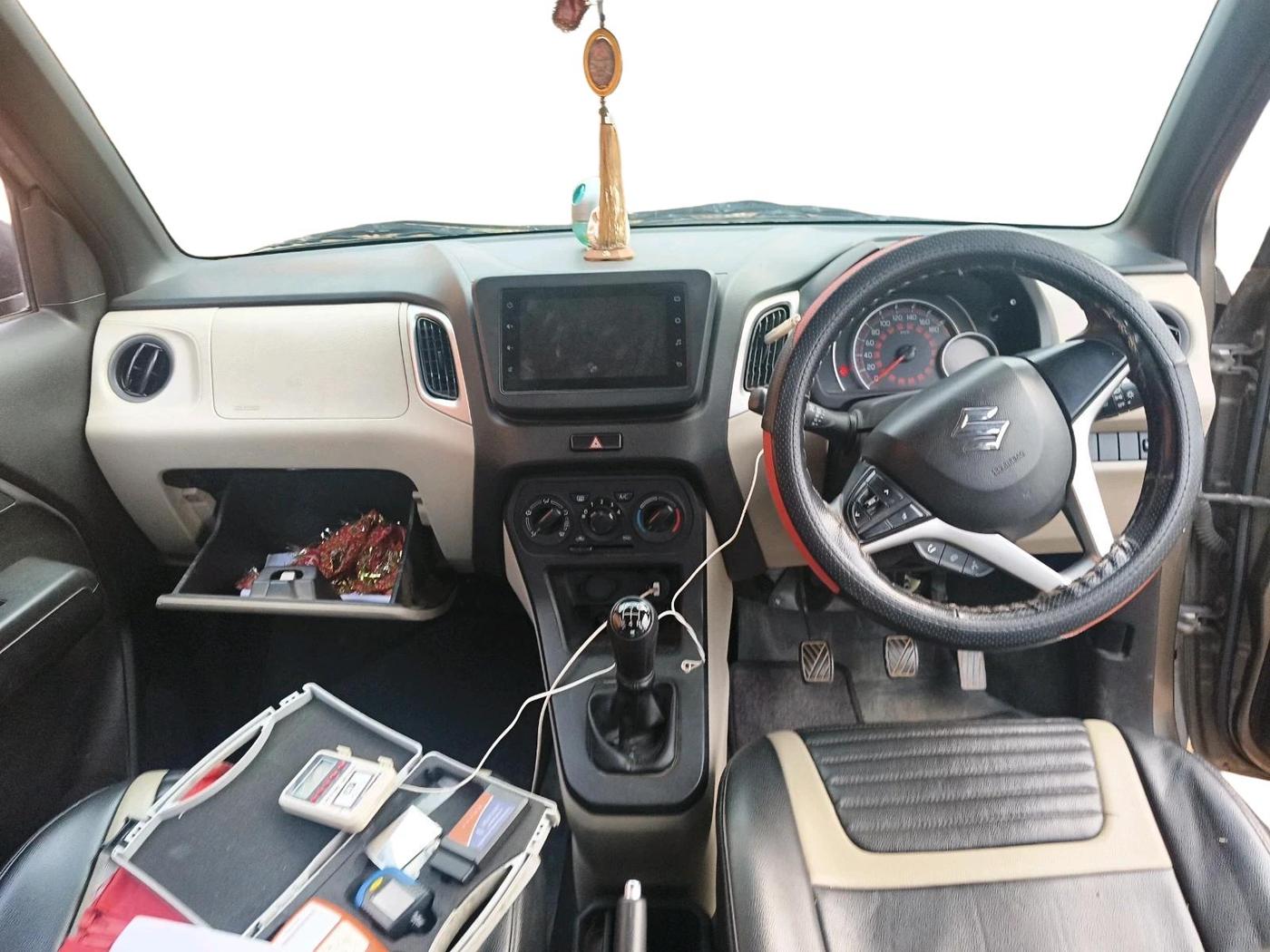 2019 Maruti New Wagon-R ZXI 1.2, Petrol, Manual, 63,087 km, interior
