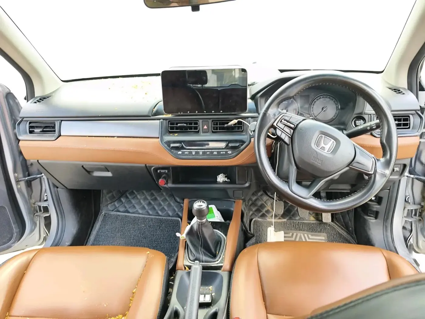 2023 Honda ELEVATE SV MT, Petrol, Manual, 33,113 km, interior