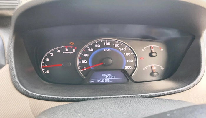 2015 Hyundai Grand i10 MAGNA 1.1 CRDI, Diesel, Manual, 95,828 km, interior