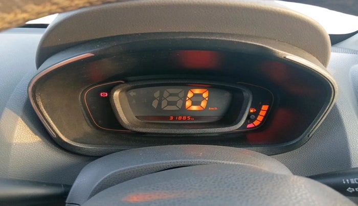 2016 Renault Kwid RXT 0.8, Petrol, Manual, 31,885 km, interior