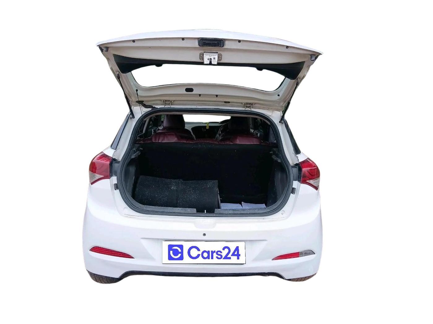 2014 Hyundai Elite i20 MAGNA 1.4 CRDI, Diesel, Manual, 1,14,617 km, exterior