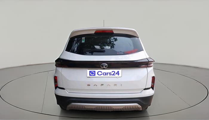 2024 Tata Safari ACCOMPLISHED PLUS DUAL TONE AT, Diesel, Automatic, 17,565 km, exterior