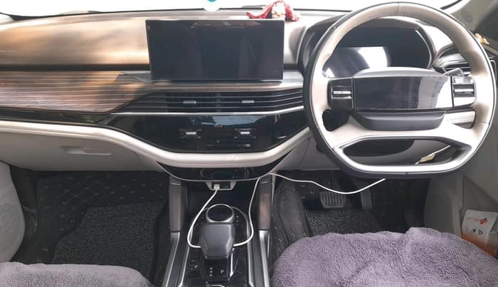 2024 Tata Safari ACCOMPLISHED PLUS DUAL TONE AT, Diesel, Automatic, 17,565 km, interior