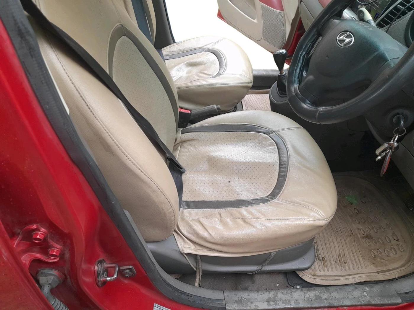 2013 Hyundai i10 MAGNA 1.2, Petrol, Manual, 92,941 km, interior