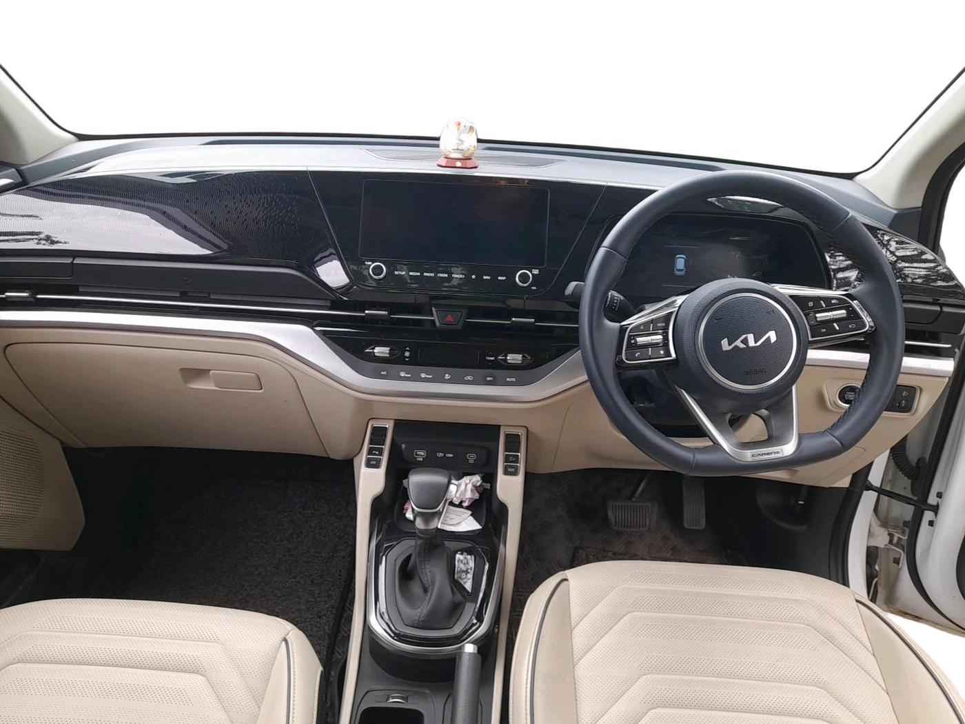 2023 KIA CARENS  LUXURY (O)1.5 TURBO DCT 7 STR, Petrol, Automatic, 6,009 km, interior