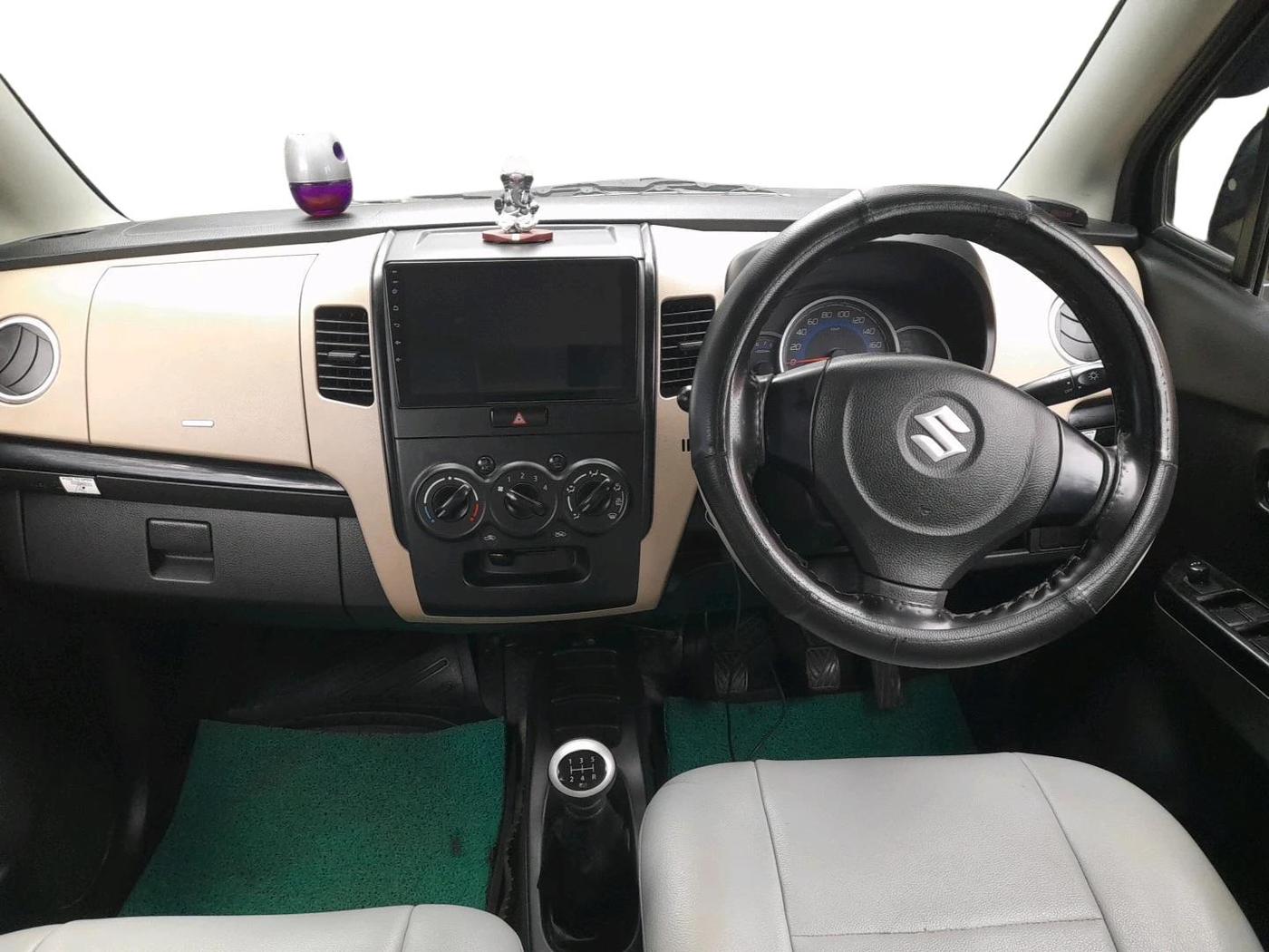 2018 Maruti Wagon R 1.0 VXI, Petrol, Manual, 57,699 km, interior