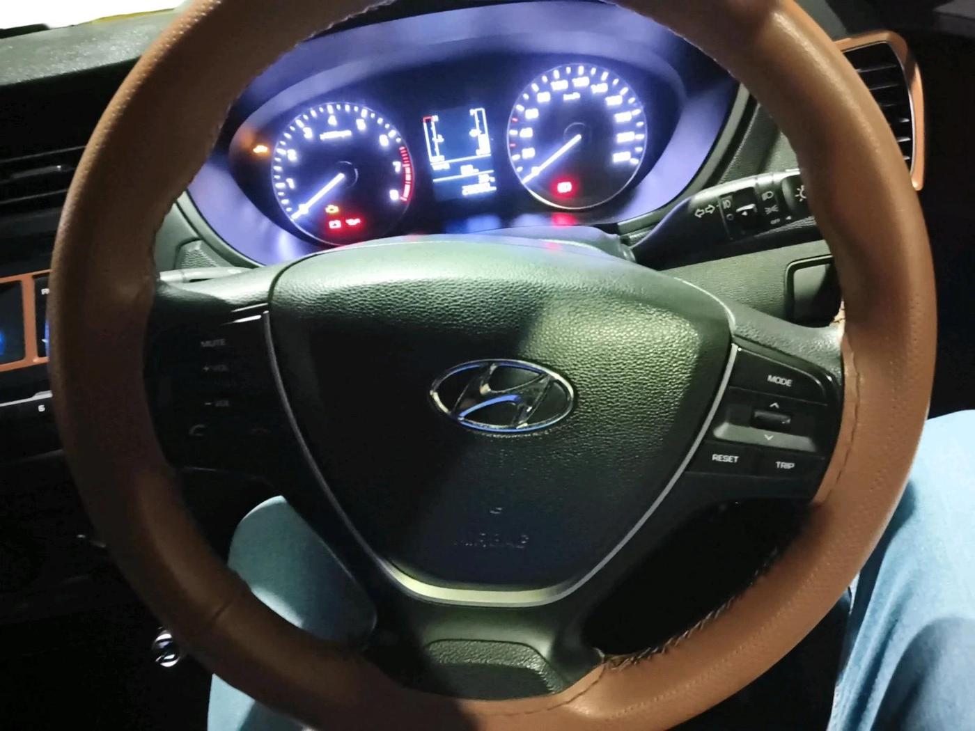 2017 Hyundai i20 Active 1.2 S, Petrol, Manual, 28,280 km, interior