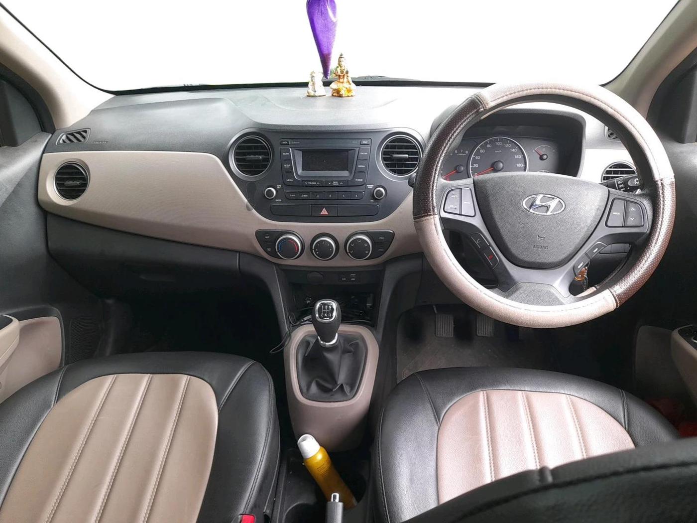 2016 Hyundai Grand i10 SPORTZ 1.2 KAPPA VTVT, Petrol, Manual, 34,001 km, interior