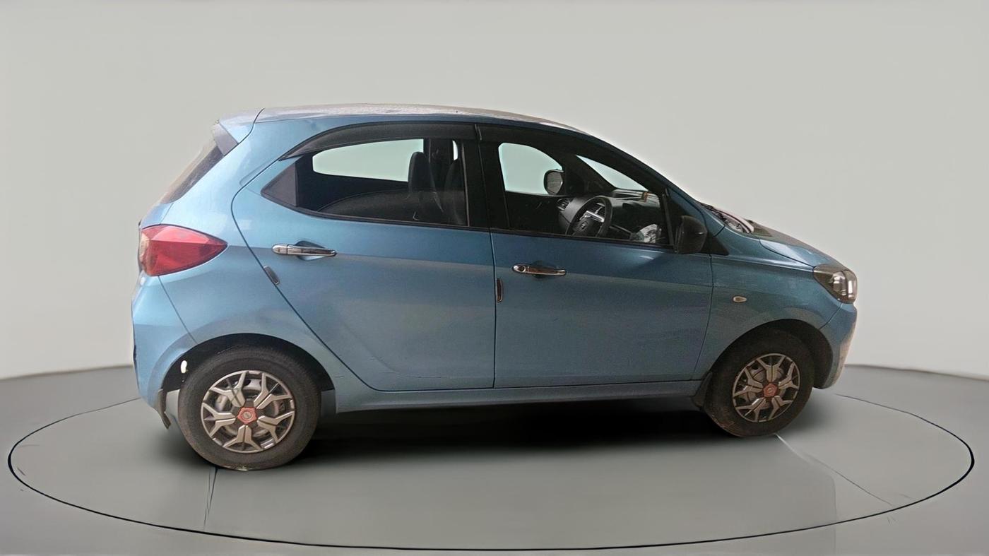 2016 Tata Tiago XM PETROL, Petrol, Manual, 74,000 km, exterior