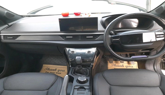 2024 Tata NEXON FEARLESS + SUNROOF DUAL TONE 1.2 PETROL, Petrol, Manual, 3,988 km, interior