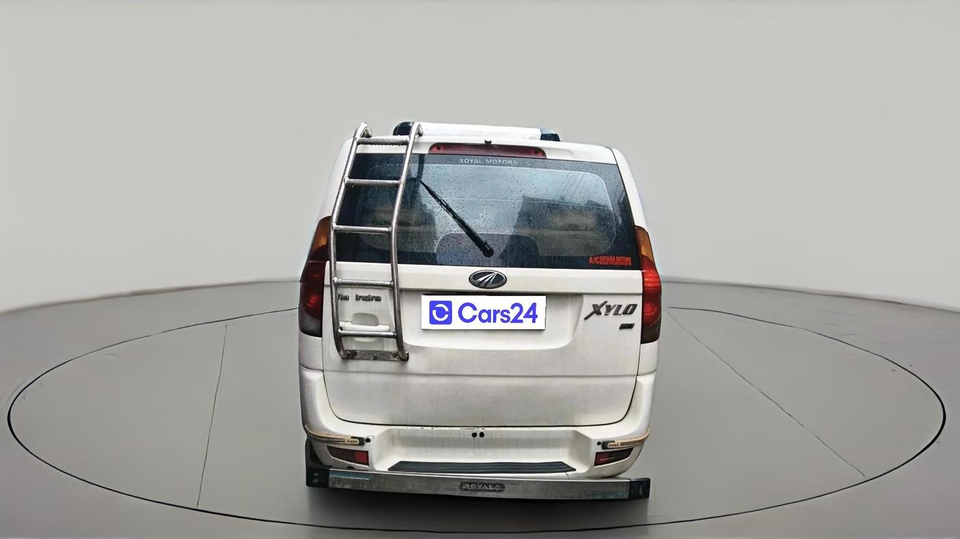 2011 Mahindra Xylo E8, Diesel, Manual, 54,967 km, exterior