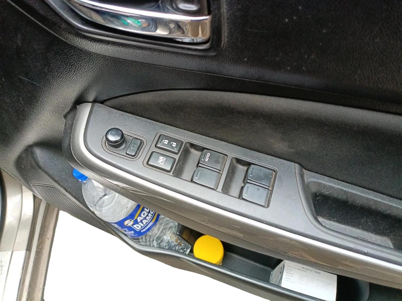 2018 Maruti Swift ZXI AMT, Petrol, Automatic, 91,143 km, interior
