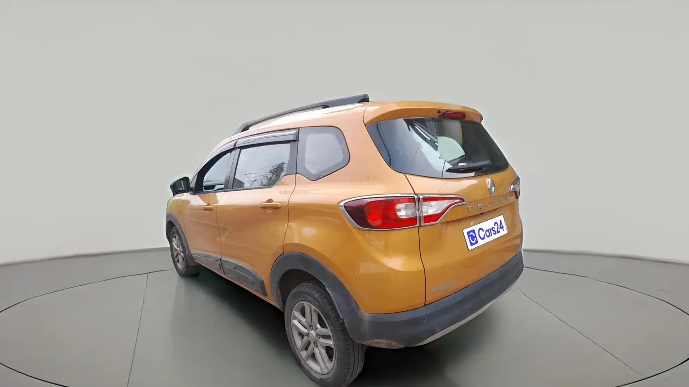 2021 Renault TRIBER RXZ AMT, Petrol, Automatic, 35,523 km, exterior