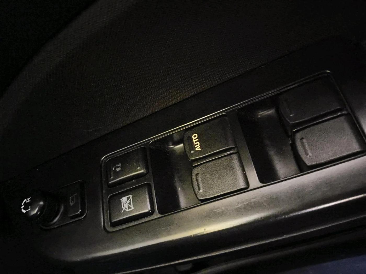 2016 Maruti Swift ZXI, Petrol, Manual, 42,966 km, interior