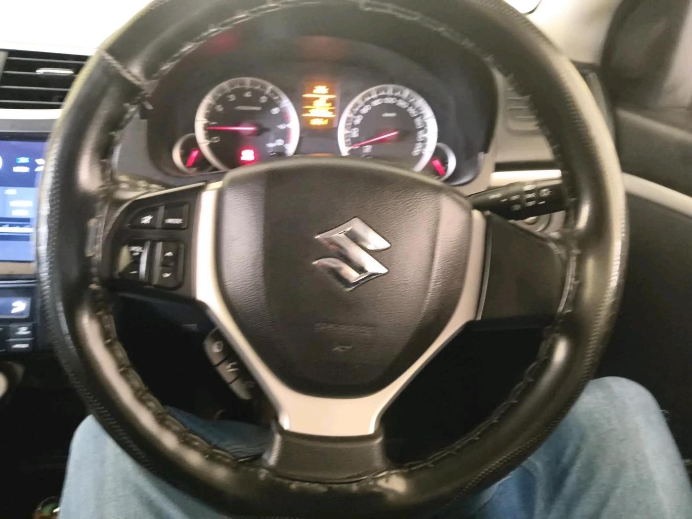 2016 Maruti Swift ZXI, Petrol, Manual, 42,966 km, interior