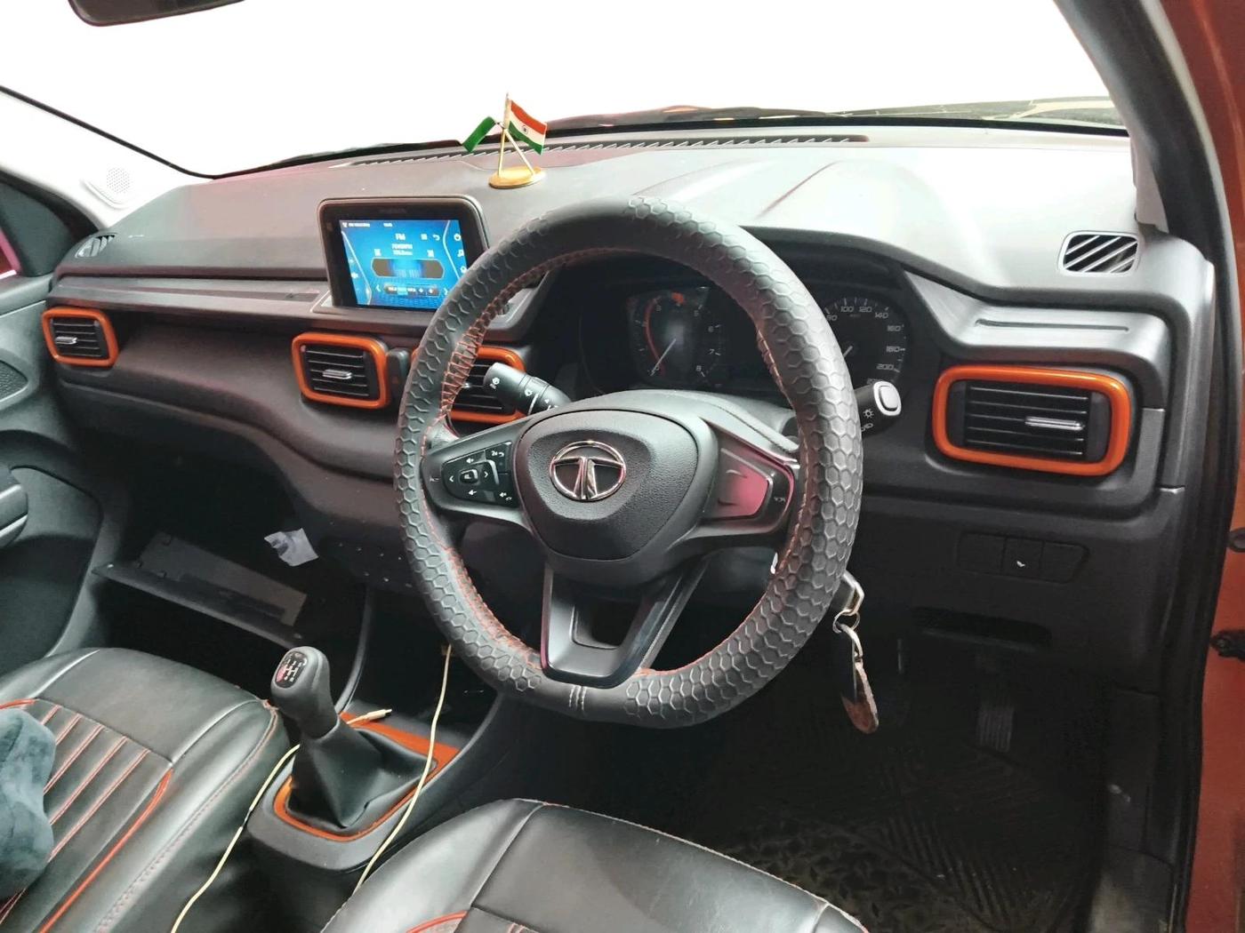 2022 Tata PUNCH ADVENTURE MT, Petrol, Manual, 38,621 km, interior