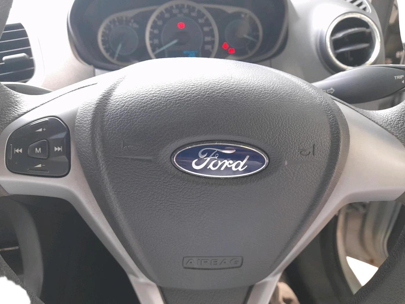 2015 Ford New Figo TREND 1.2 PETROL, Petrol, Manual, 61,161 km, interior