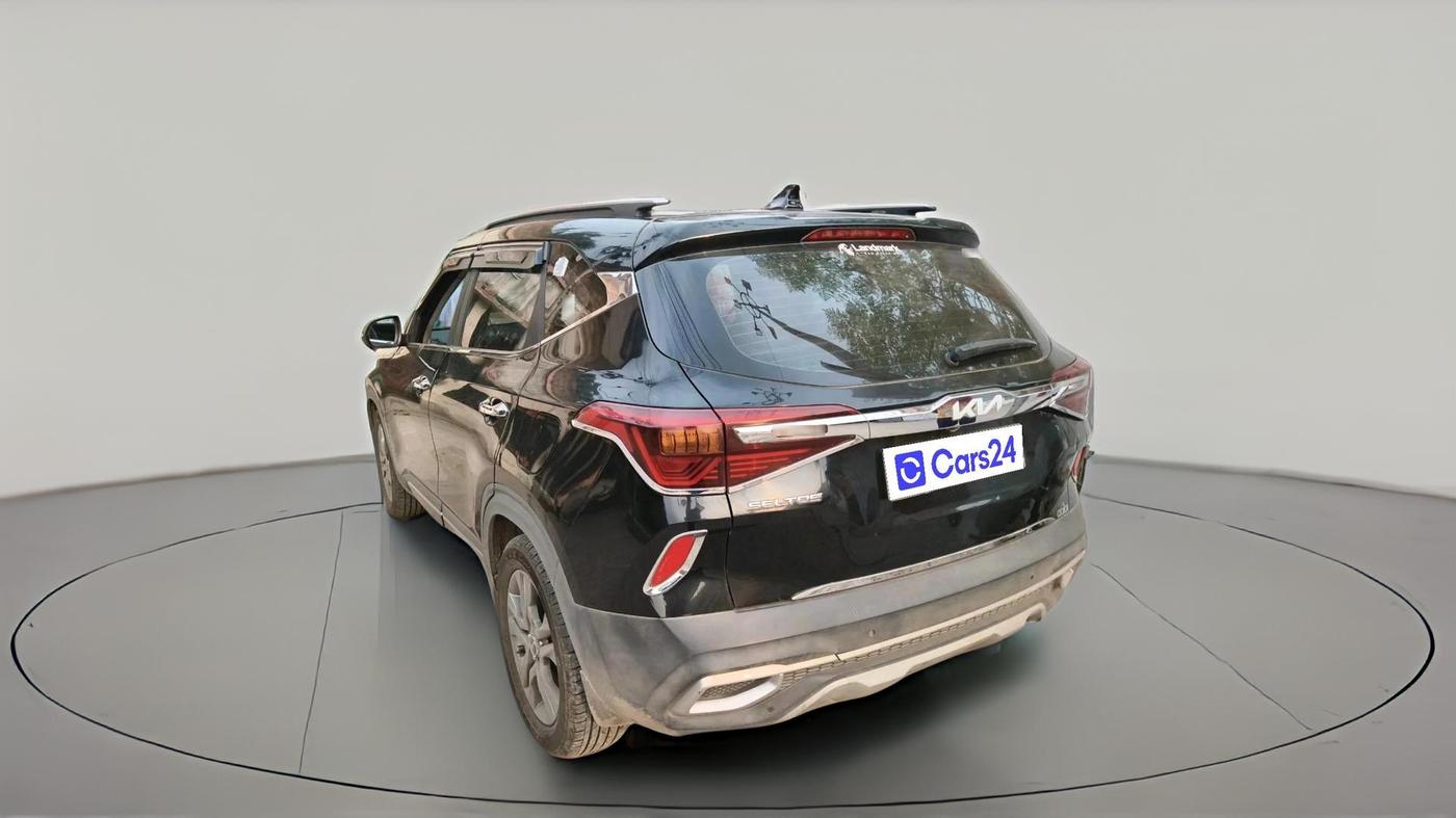 2021 KIA SELTOS HTX IVT 1.5 PETROL, Petrol, Automatic, 1,16,684 km, exterior