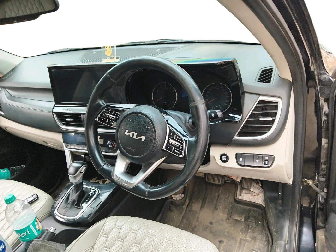 2021 KIA SELTOS HTX IVT 1.5 PETROL, Petrol, Automatic, 1,16,684 km, interior