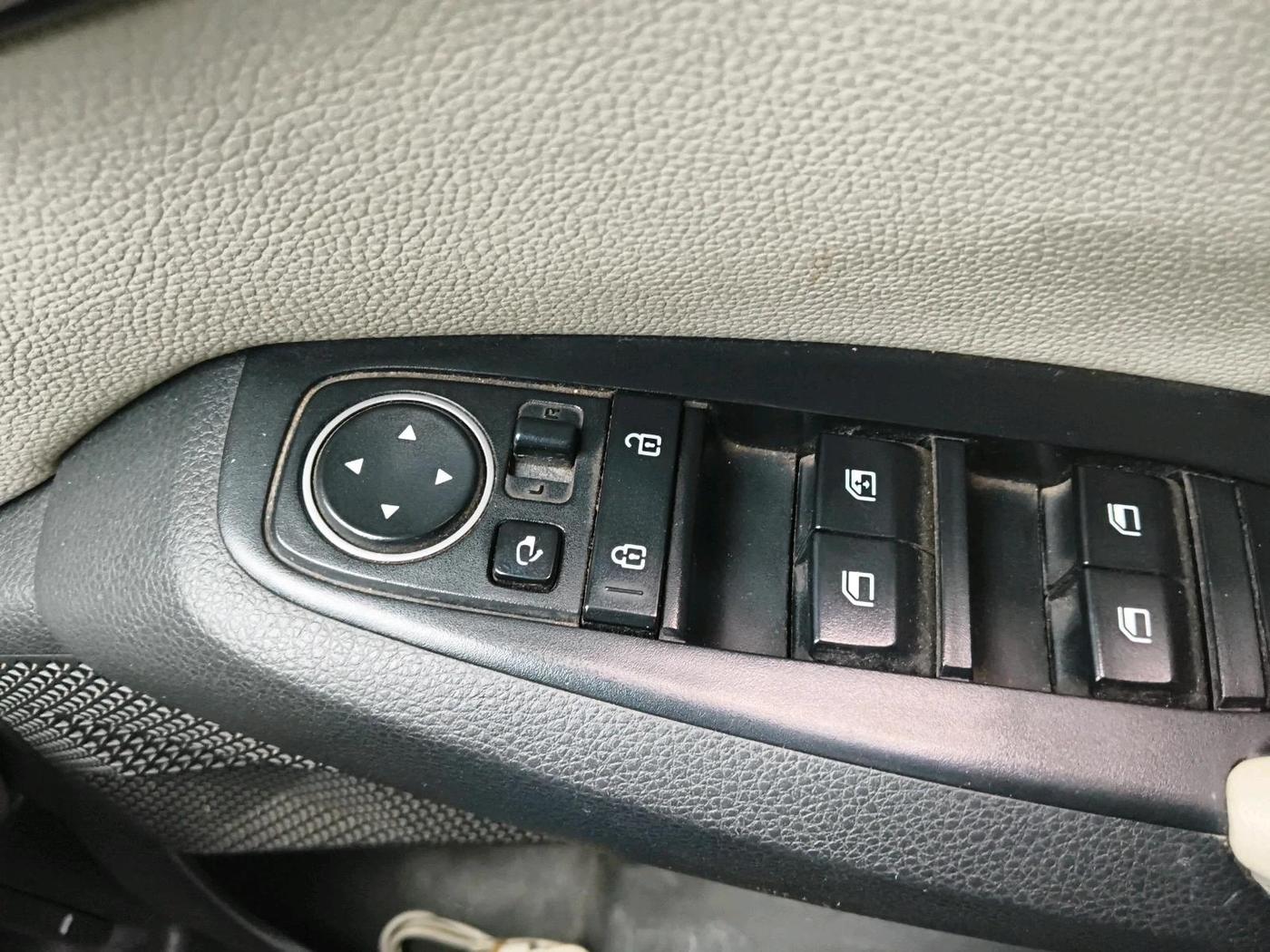 2021 KIA SELTOS HTX IVT 1.5 PETROL, Petrol, Automatic, 1,16,684 km, interior