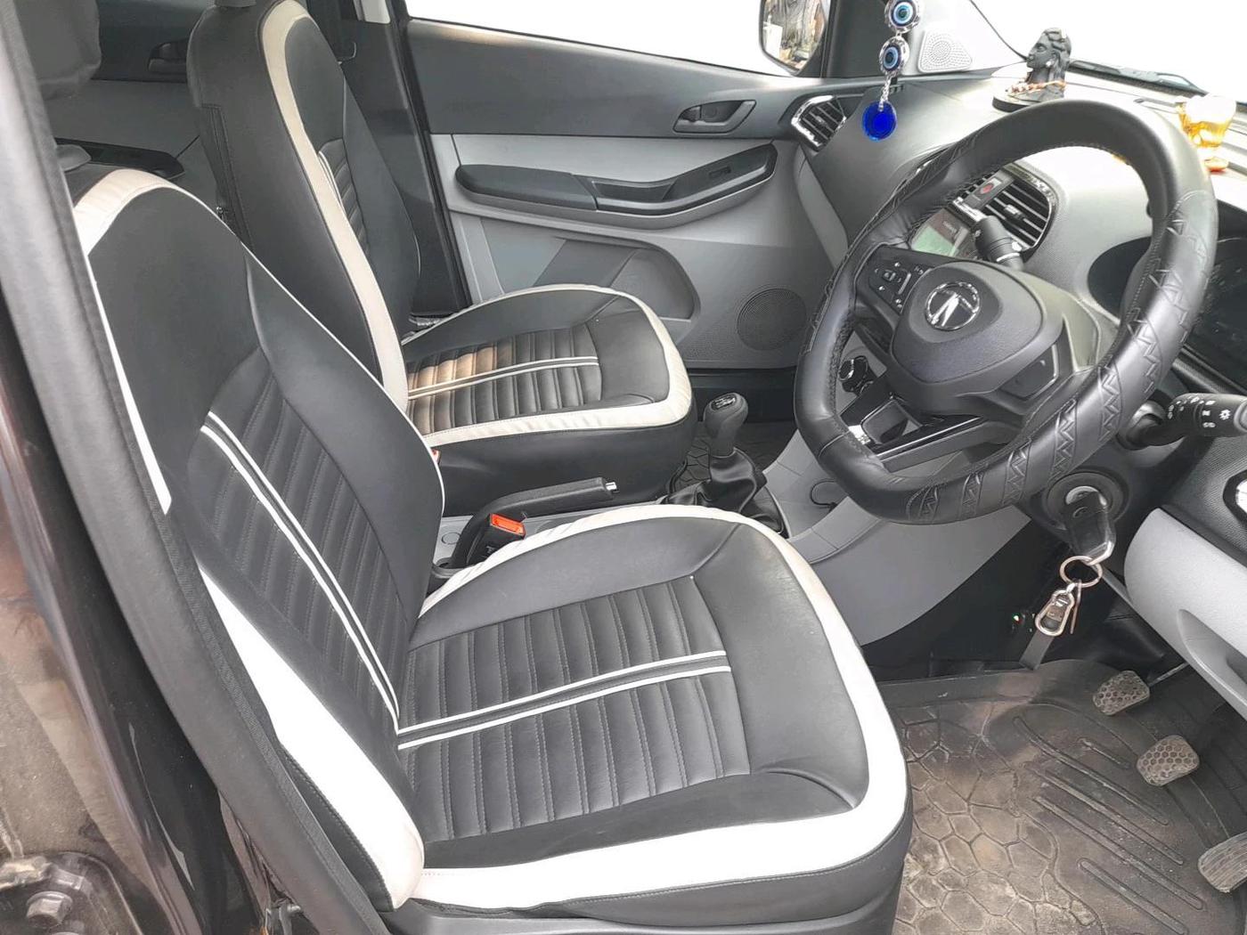 2023 Tata Tiago XT PETROL, Petrol, Manual, 12,880 km, interior