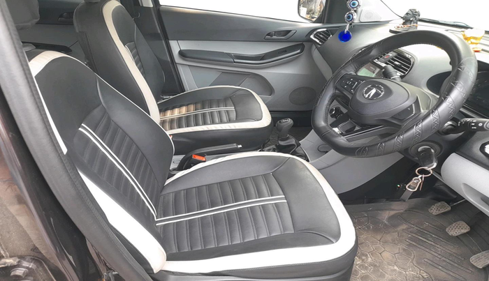 2023 Tata Tiago XT PETROL, Petrol, Manual, 12,880 km, interior