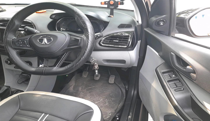 2023 Tata Tiago XT PETROL, Petrol, Manual, 12,880 km, interior