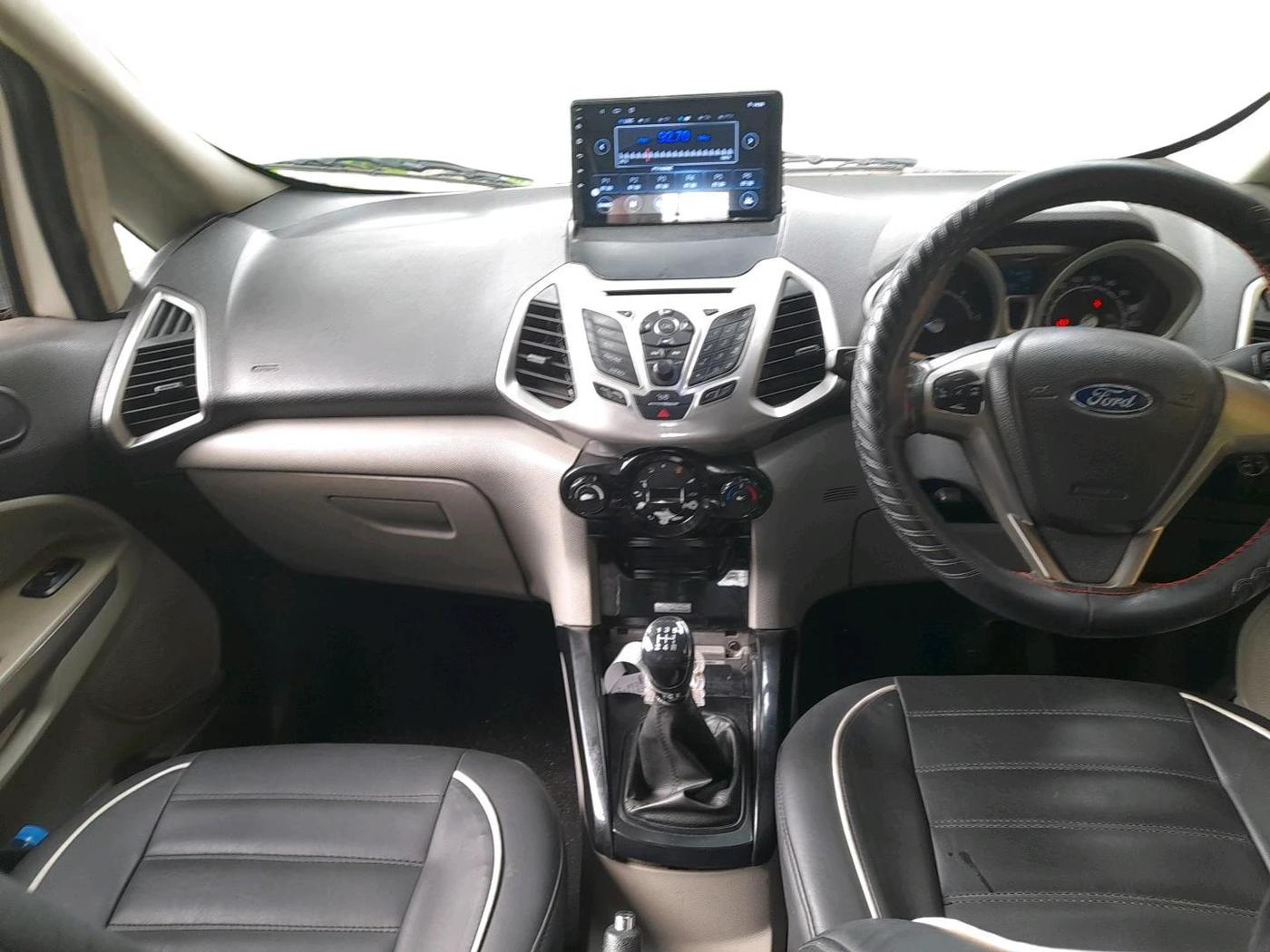 2014 Ford Ecosport TITANIUM 1.5L DIESEL, Diesel, Manual, 1,15,286 km, interior