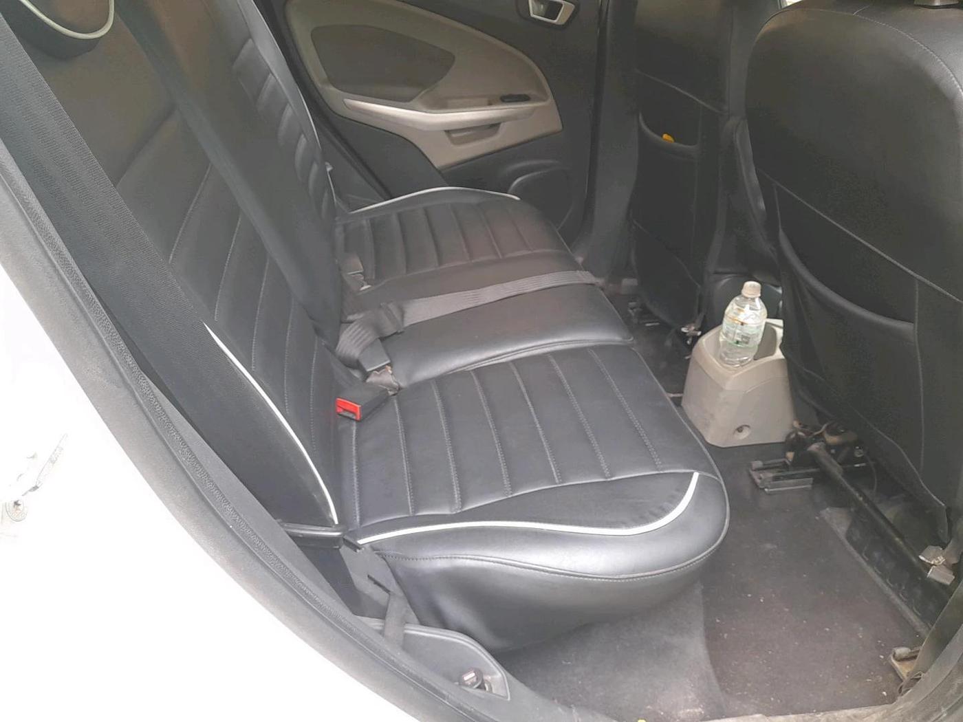 2014 Ford Ecosport TITANIUM 1.5L DIESEL, Diesel, Manual, 1,15,286 km, interior