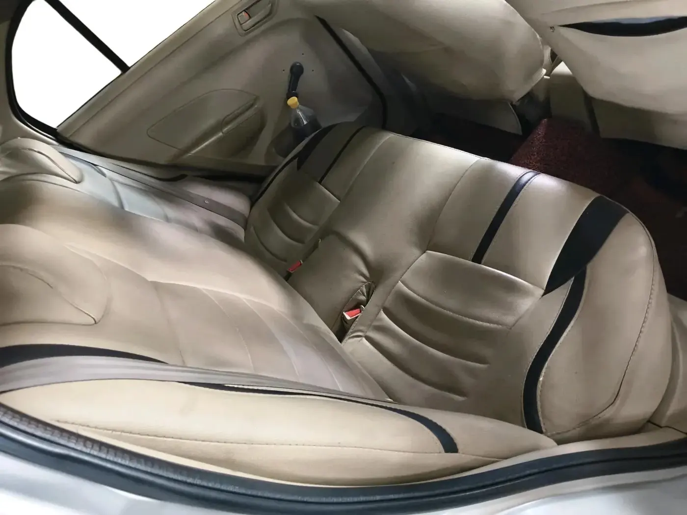 2016 Maruti Swift Dzire LDI, Diesel, Manual, 3,00,000 km, interior