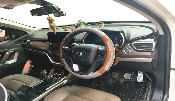 2019 Tata Harrier XZ 2.0L, Diesel, Manual, 1,04,523 km, interior