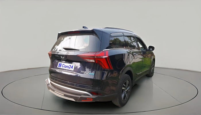 2022 Mahindra XUV700 AX 5 P MT 7 STR, Petrol, Manual, 80,322 km, exterior