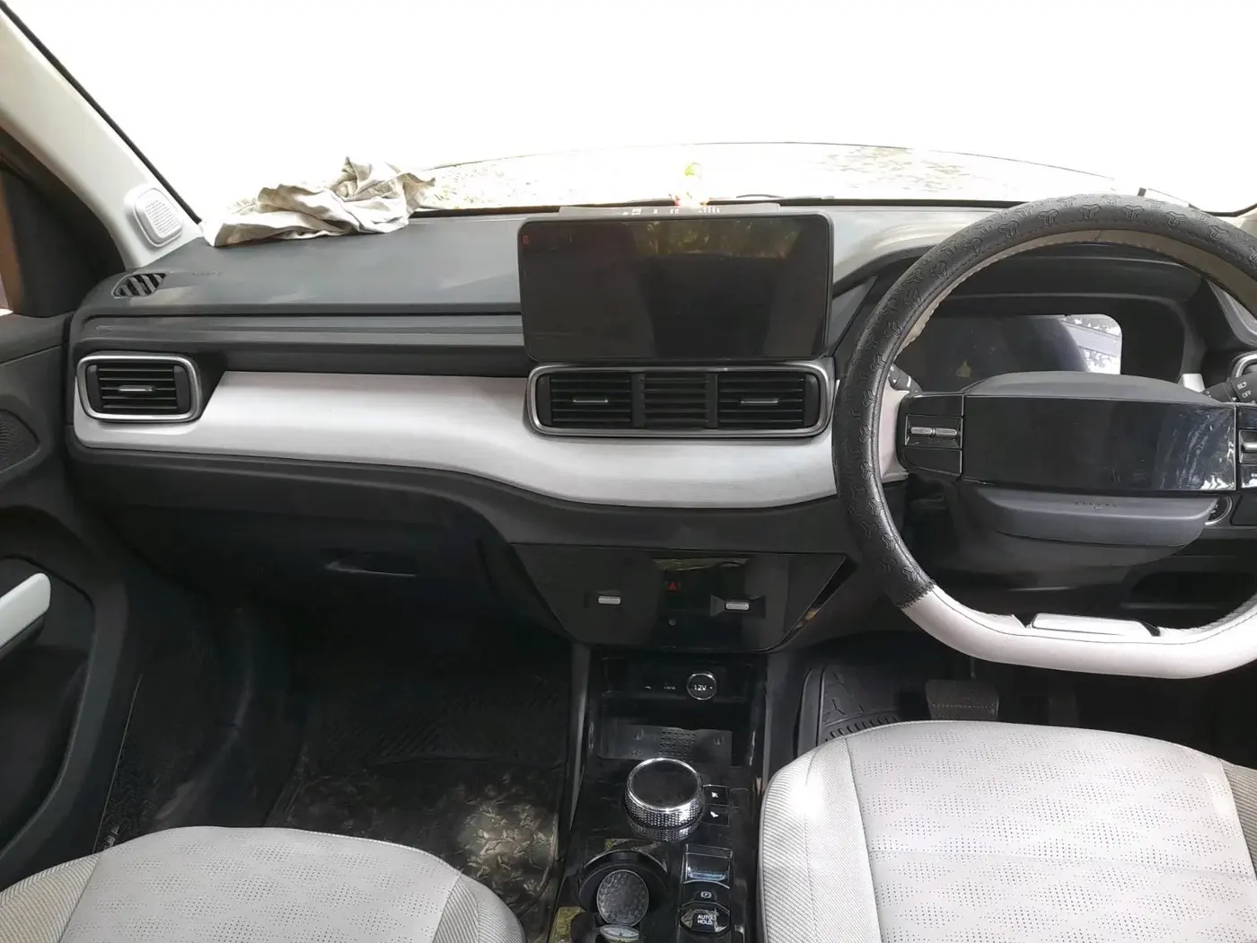 2025 Tata PUNCH EV EMPOWERED PLUS S LONG RANGE 3.3, Electric, Automatic, 6,039 km, interior