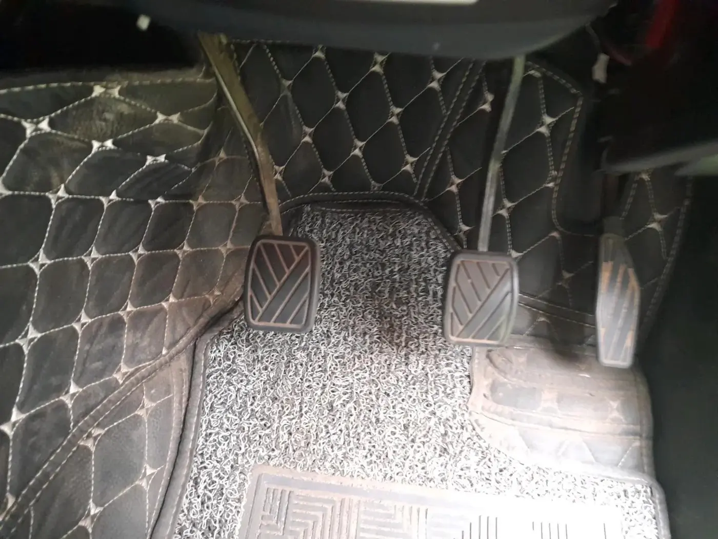 2024 Maruti JIMNY ALPHA ALL GRIP PRO MT, Petrol, Manual, 31,809 km, interior