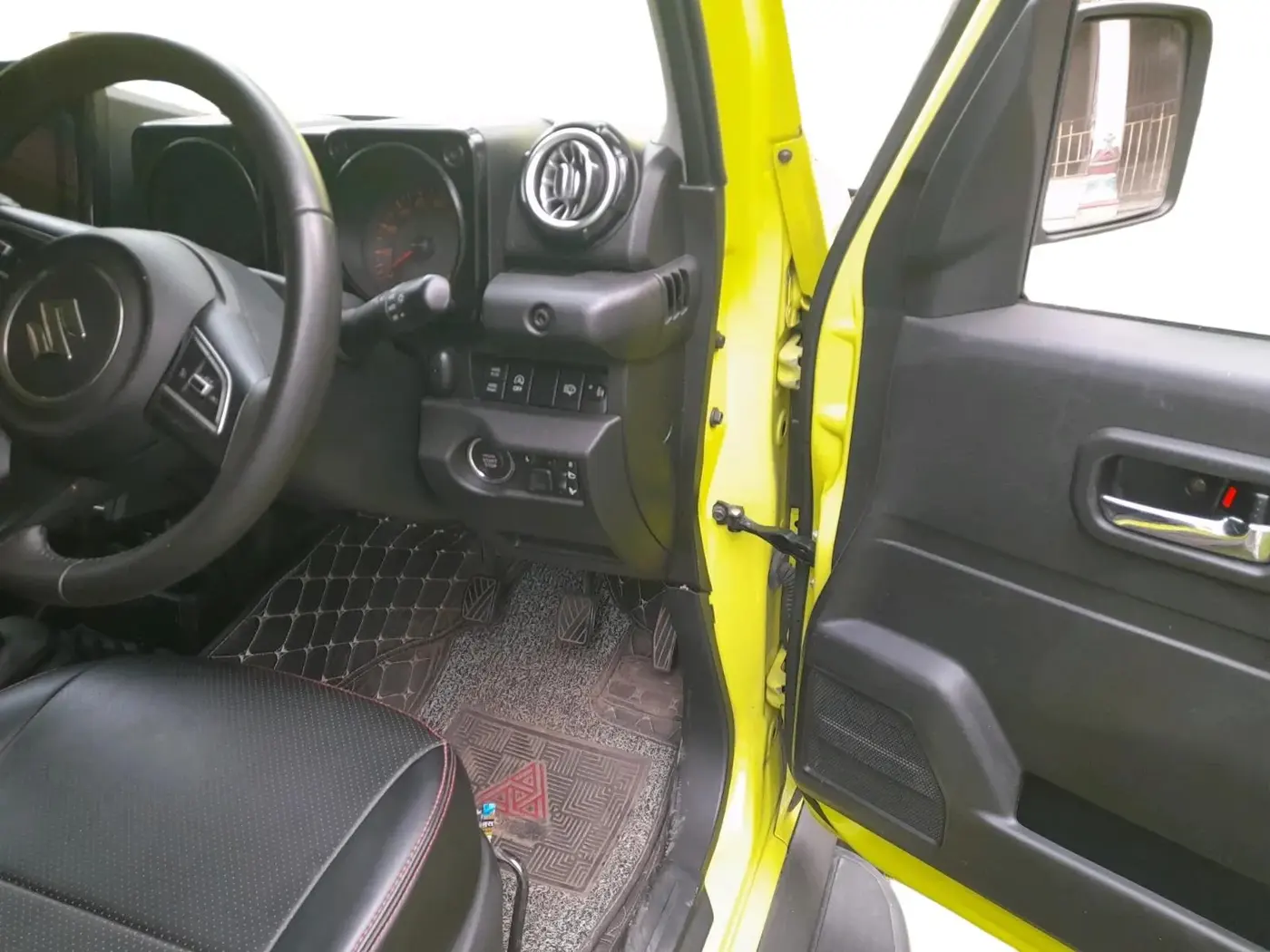 2024 Maruti JIMNY ALPHA ALL GRIP PRO MT, Petrol, Manual, 31,809 km, interior