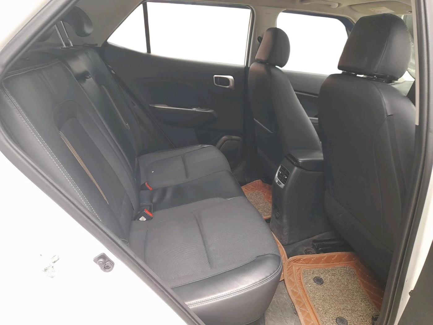 2020 Hyundai VENUE SX 1.0 (O) TURBO, Petrol, Manual, 39,789 km, interior