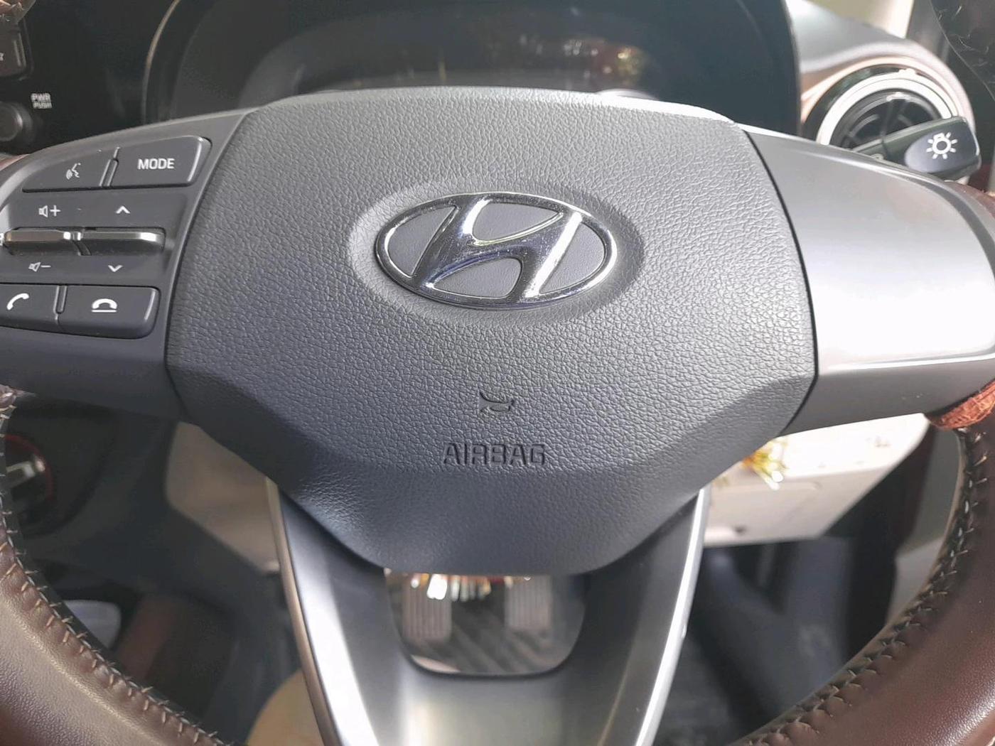 2021 Hyundai AURA SX 1.2, Petrol, Manual, 28,148 km, interior