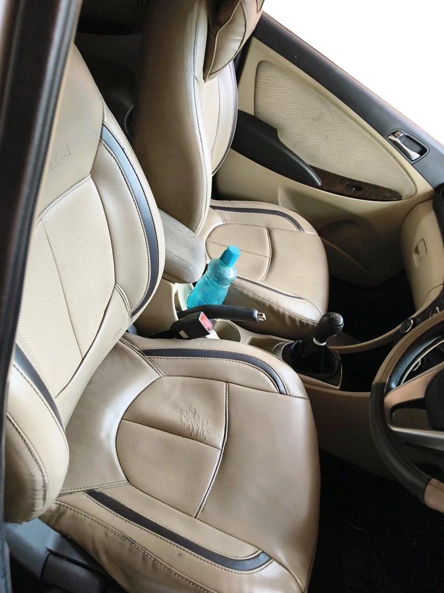 2011 Hyundai Verna FLUIDIC 1.6 VTVT SX, Petrol, Manual, 72,000 km, interior
