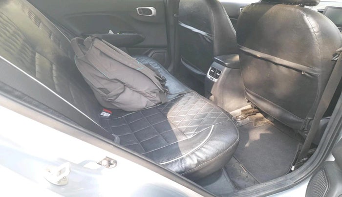 2022 Hyundai VENUE S+ 1.2, Petrol, Manual, 11,839 km, interior