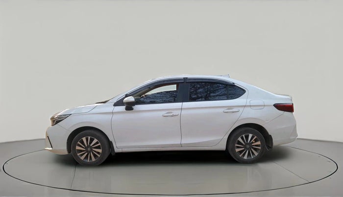 2023 Honda City 1.5L I-VTEC V, Petrol, Manual, 32,000 km, exterior