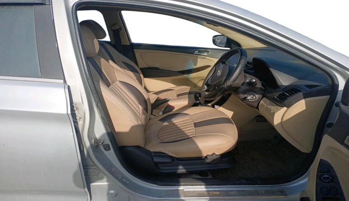 2016 Hyundai Verna FLUIDIC 1.6 CRDI SX 4S, Diesel, Manual, 69,851 km, interior