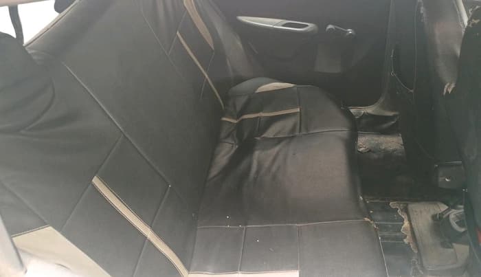 2017 Renault Kwid RXT 1.0 (O), Petrol, Manual, 76,420 km, interior