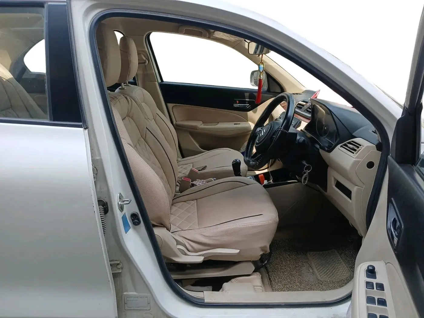 2017 Maruti Dzire VXI, Petrol, Manual, 1,11,303 km, interior